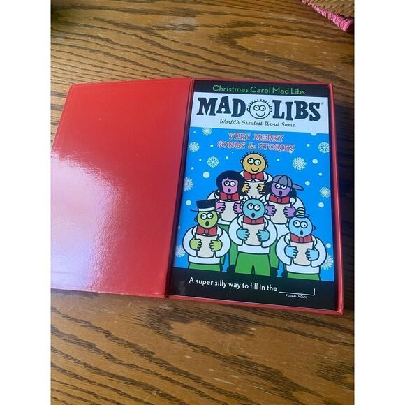 NEW  MERRY MERRY MAD LIBS SET OF 5 BOOKS AND STICKERS - Picture 3 of 6